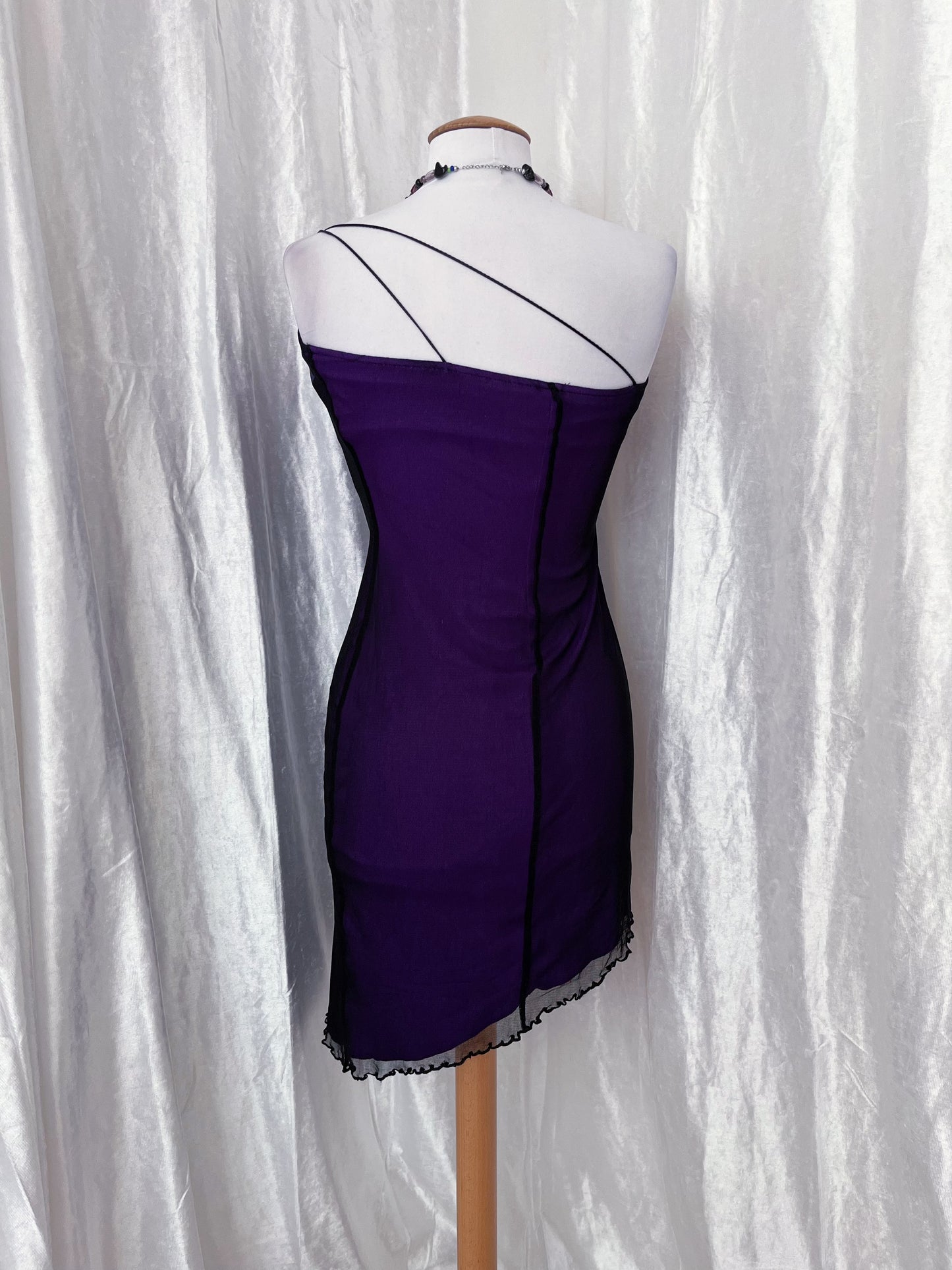 00’s purple night dress with glittery leaves detail 🍂🦄