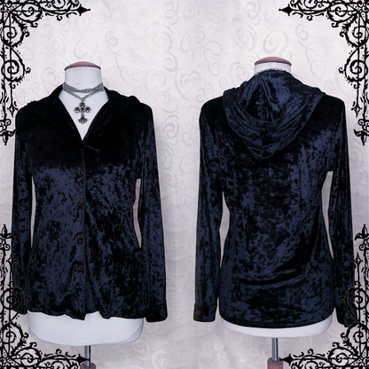 Vintage whimsygoth velvet shirt with hood on the back 🌀