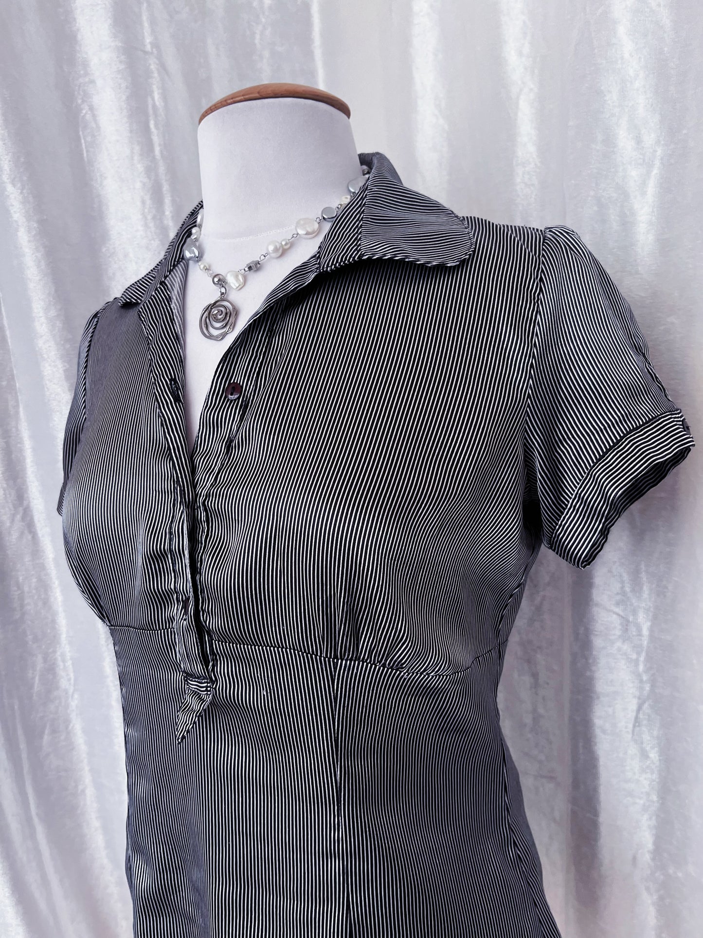 Yessica dark coquette striped shirt 💀