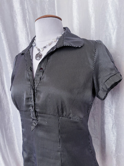 Yessica dark coquette striped shirt 💀