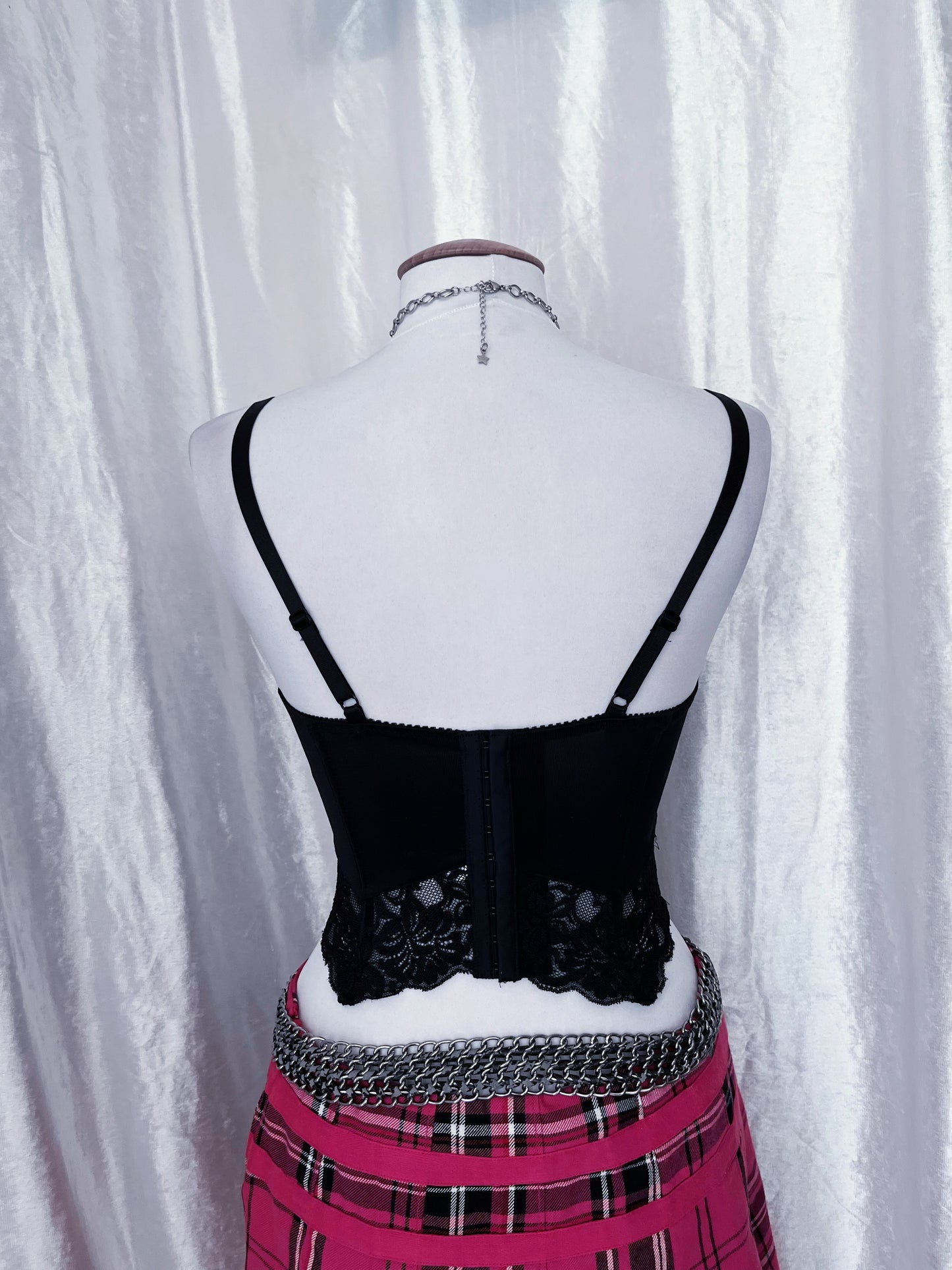 Gothic saten & lace corset 🦇