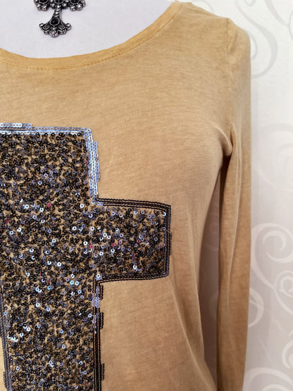 Iconic Y2K sequin cross mustard top ✨✝️