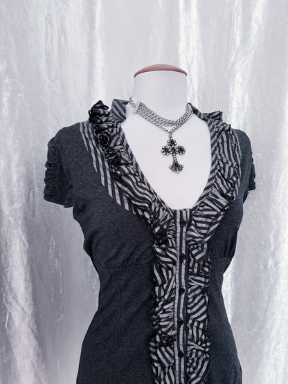 Horror protagonist dark coquette ruffle shirt 🎀