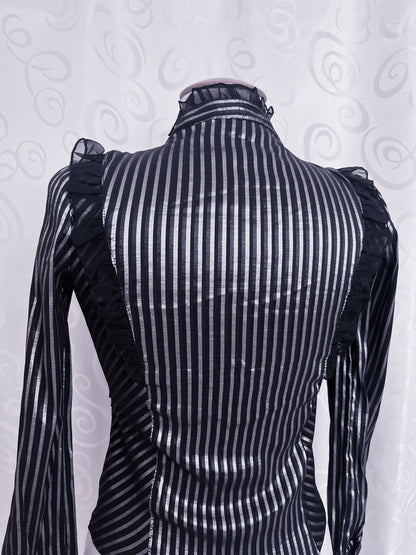 00’s Gothic/Jirai Kei striped ruffle shirt 🖤🌀