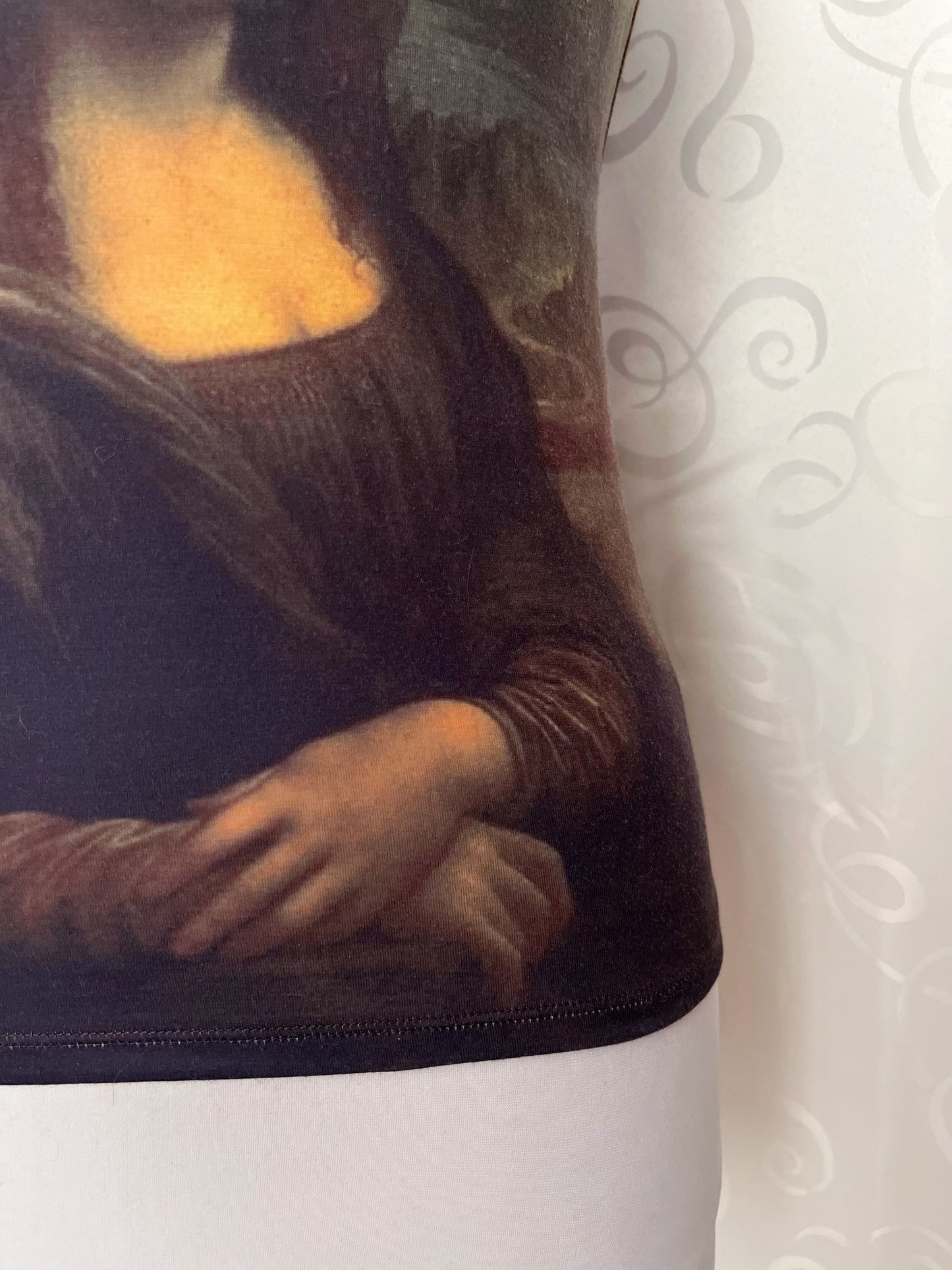 00’s Mona Lisa tank top 🖼️