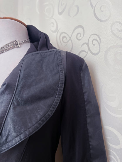 00’s gothic faux leather light jacket 🦇