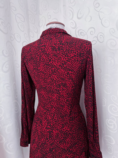 Amazing leopard print burgundy shirt dress 🐆🎸