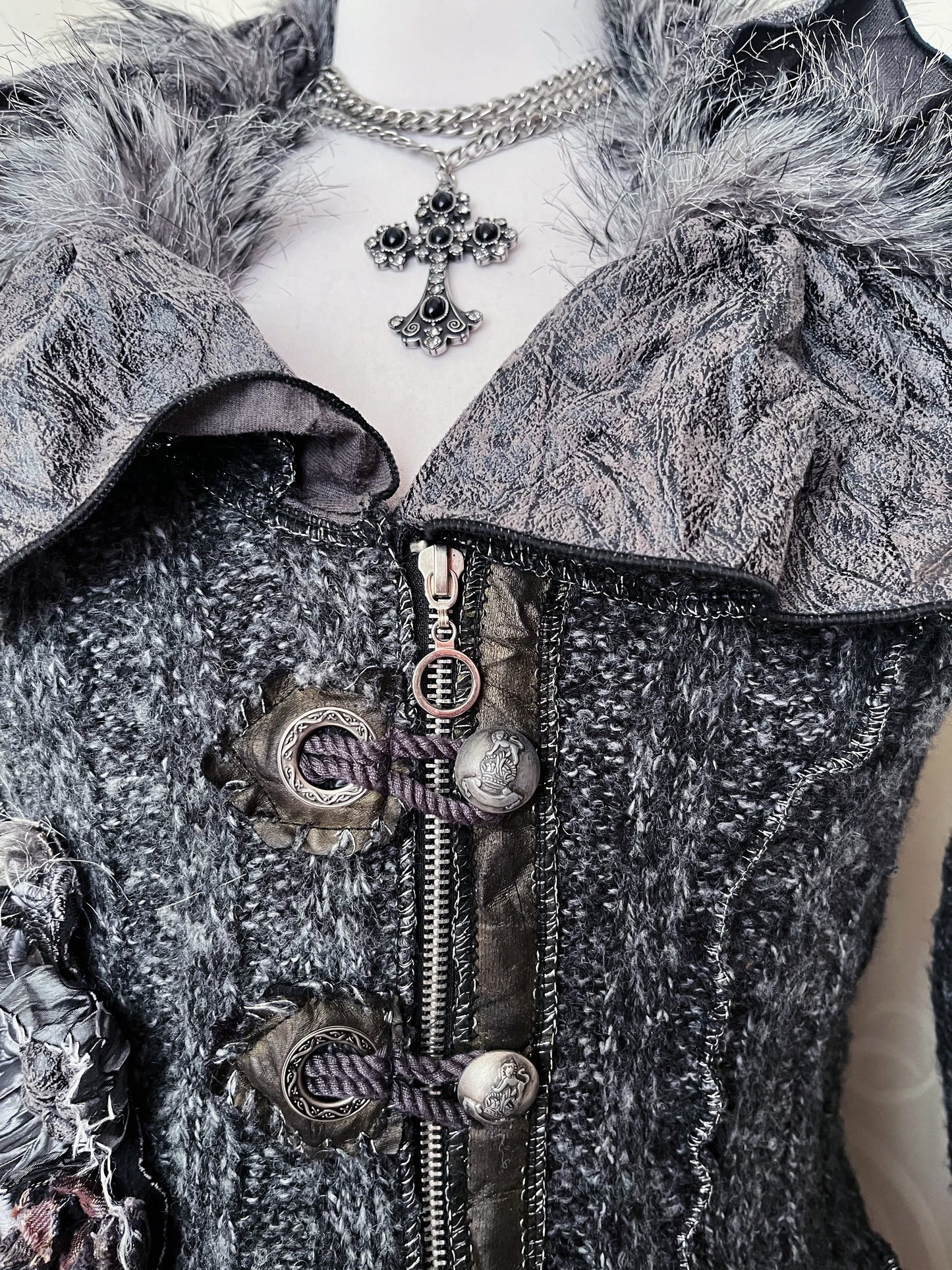00’s whimsygoth knit light jacket with beautiful patchwork details 🌀🦇