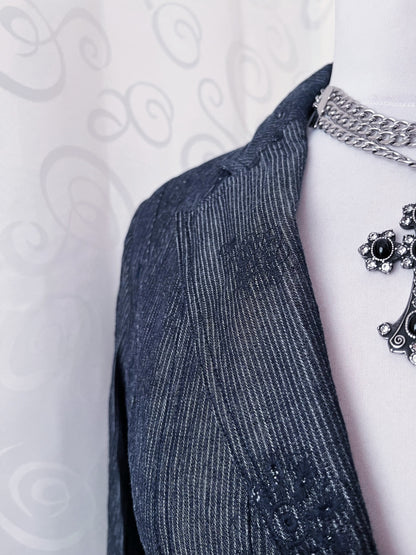 00’s whimsygoth striped & embroidered grey blazer 🌀🥀