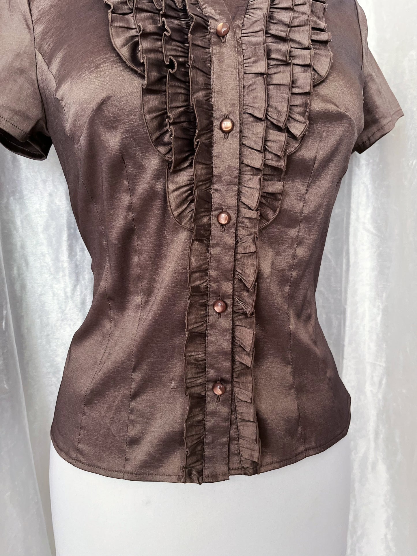 Shiny brown 00's ruffle shirt 🪽
