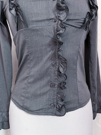 00’s Gothic/Jirai Kei grey ruffle shirt 🌀🩶