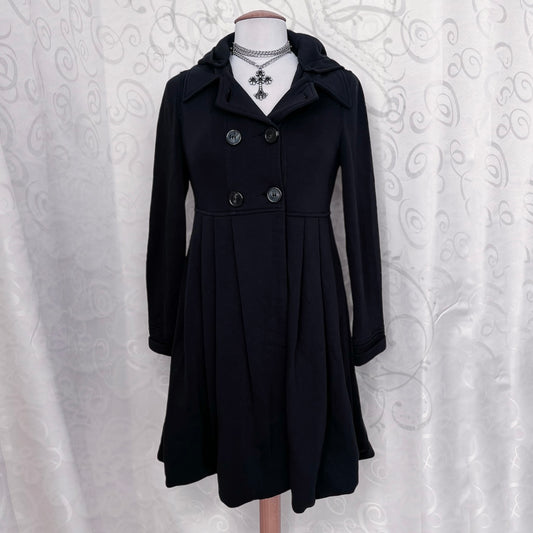 Gothic / Jirai Kei princess style black United Colors of Benetton coat 🦇💜