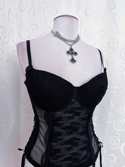 Gothic H&M black lacey corset with side laces 🕷️🕸️