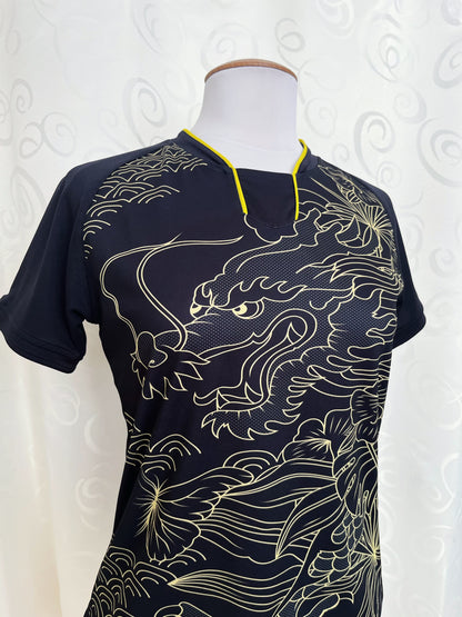 Insane black sports dragon tee 🐉