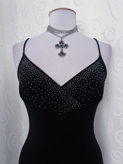 00’s witchy black asymmetrical dress 🖤