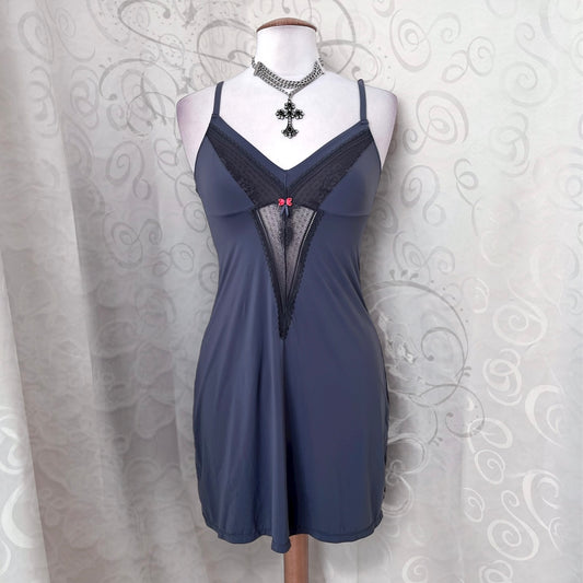 00’s dark coquette nightgown 🦷🎀