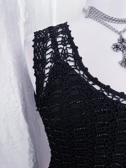 00’s Lipsy beaded knit top 🕸️