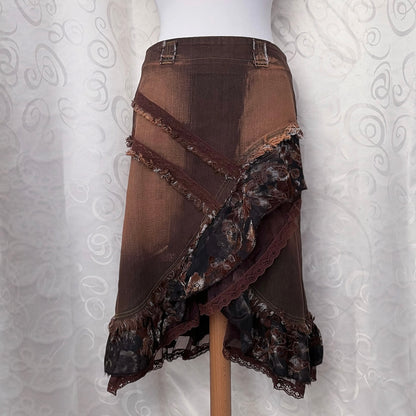 00’s whimsy denim brown skirt with lace & velvet details 🐌🌀