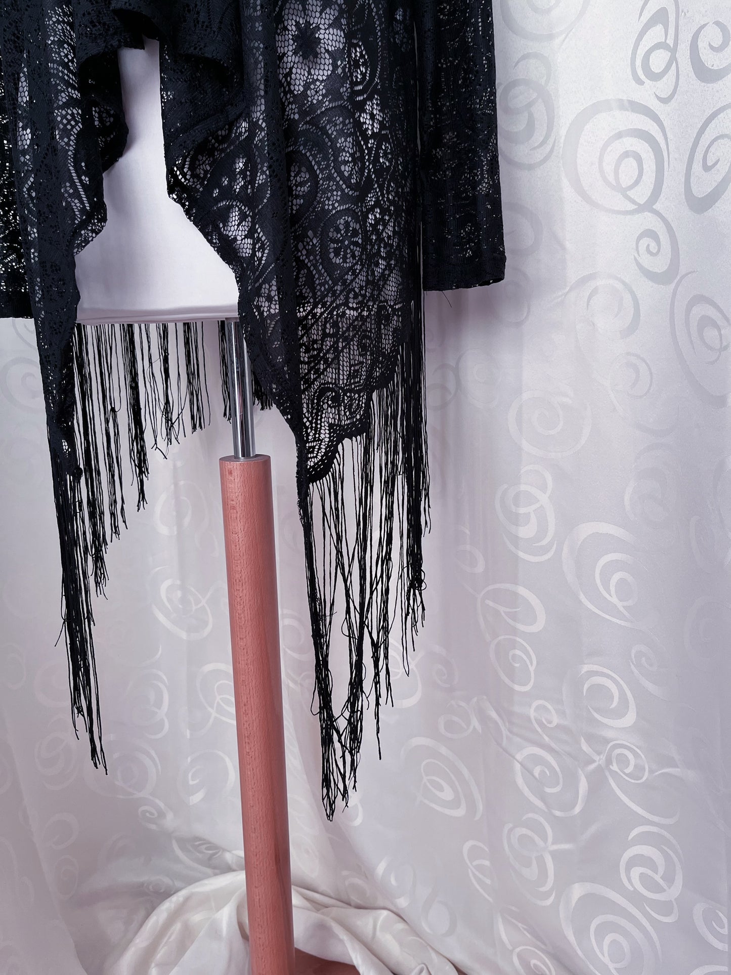 Whimsygoth lacey cardigan🕷️🕸️