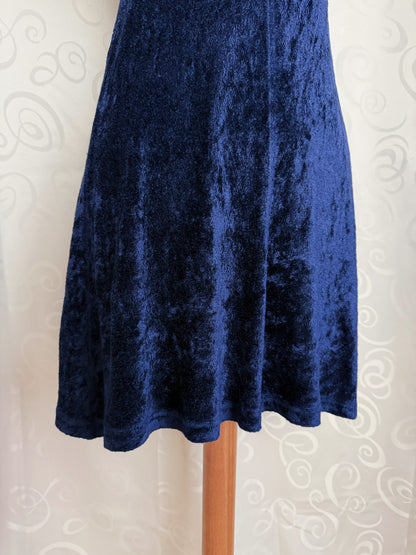 00’s Whimsygoth blueberry blue velvet dress 🫐🦋