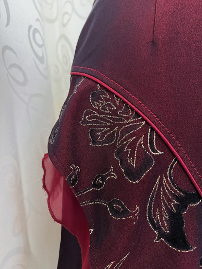 00’s whimsy fairy burgundy asymmetrical skirt with embroidered details 🫀⚜️