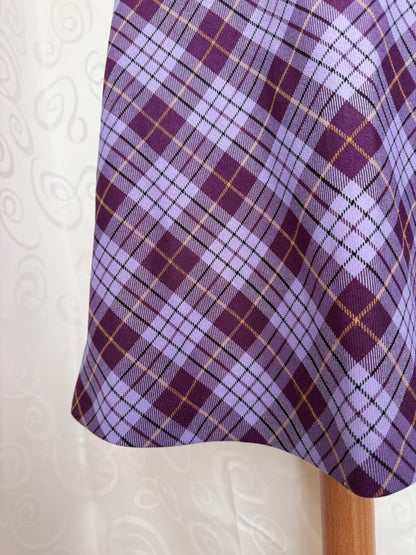 Cutest plaid midi skirt 💜🐾