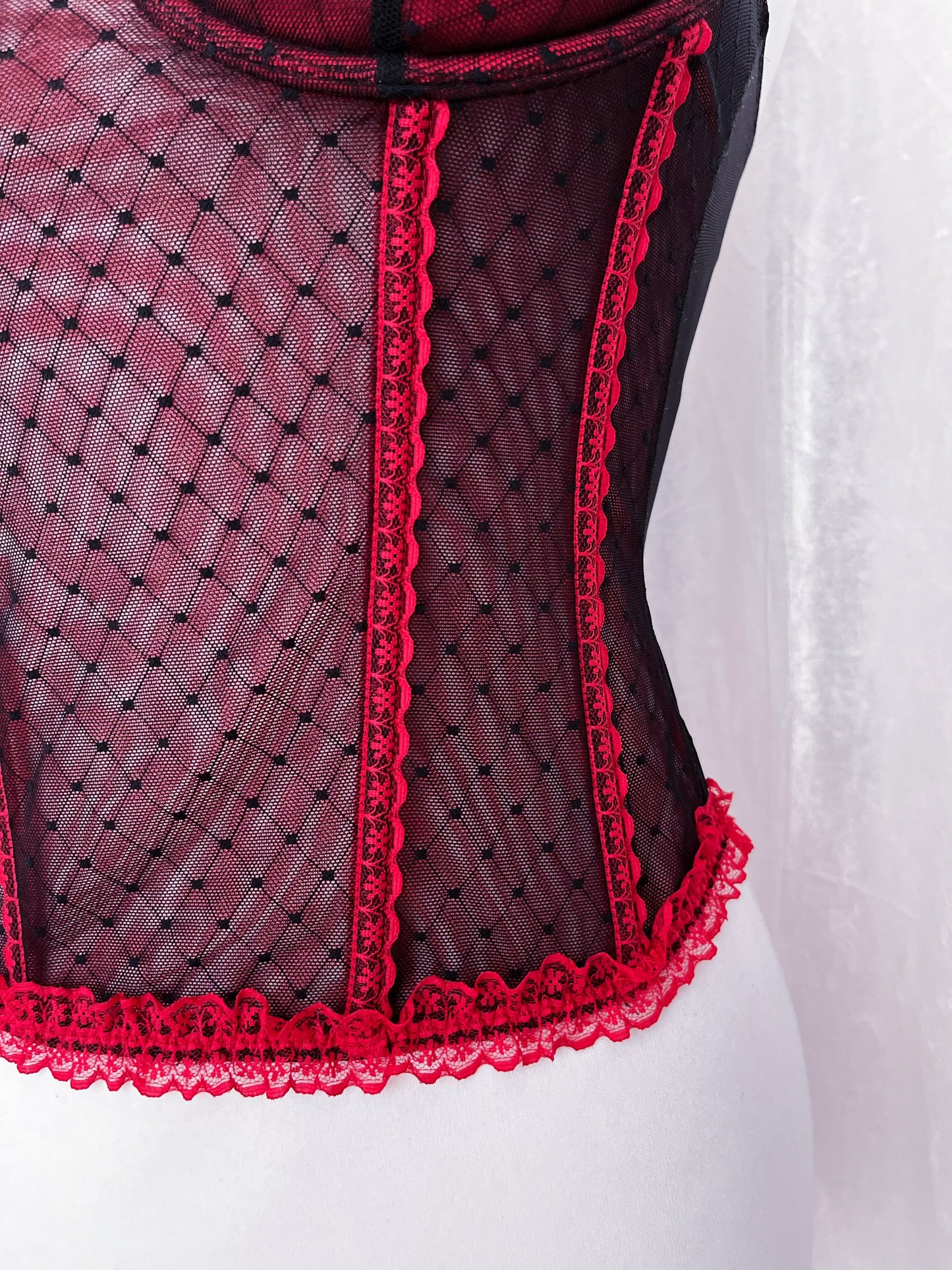 Old H&M vampire lace & mesh corset top 🌹