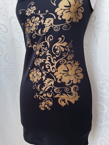 Asian style fitting dress with mesh details ✨