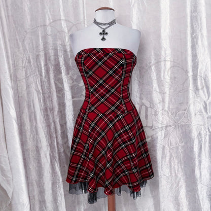 00's punk style tartan dress with tulle detail ❣️🦇