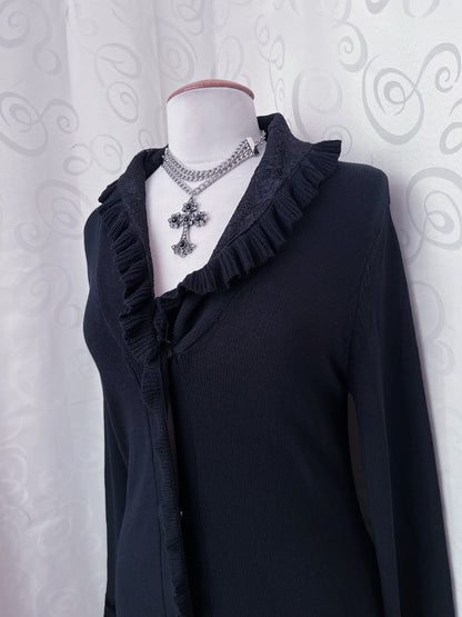 00’s Gothic heavy cardigan with lacey & velvet details 🦇🌀