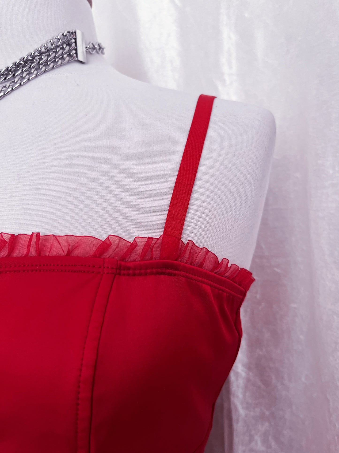 00’s red corset top ✨🌹
