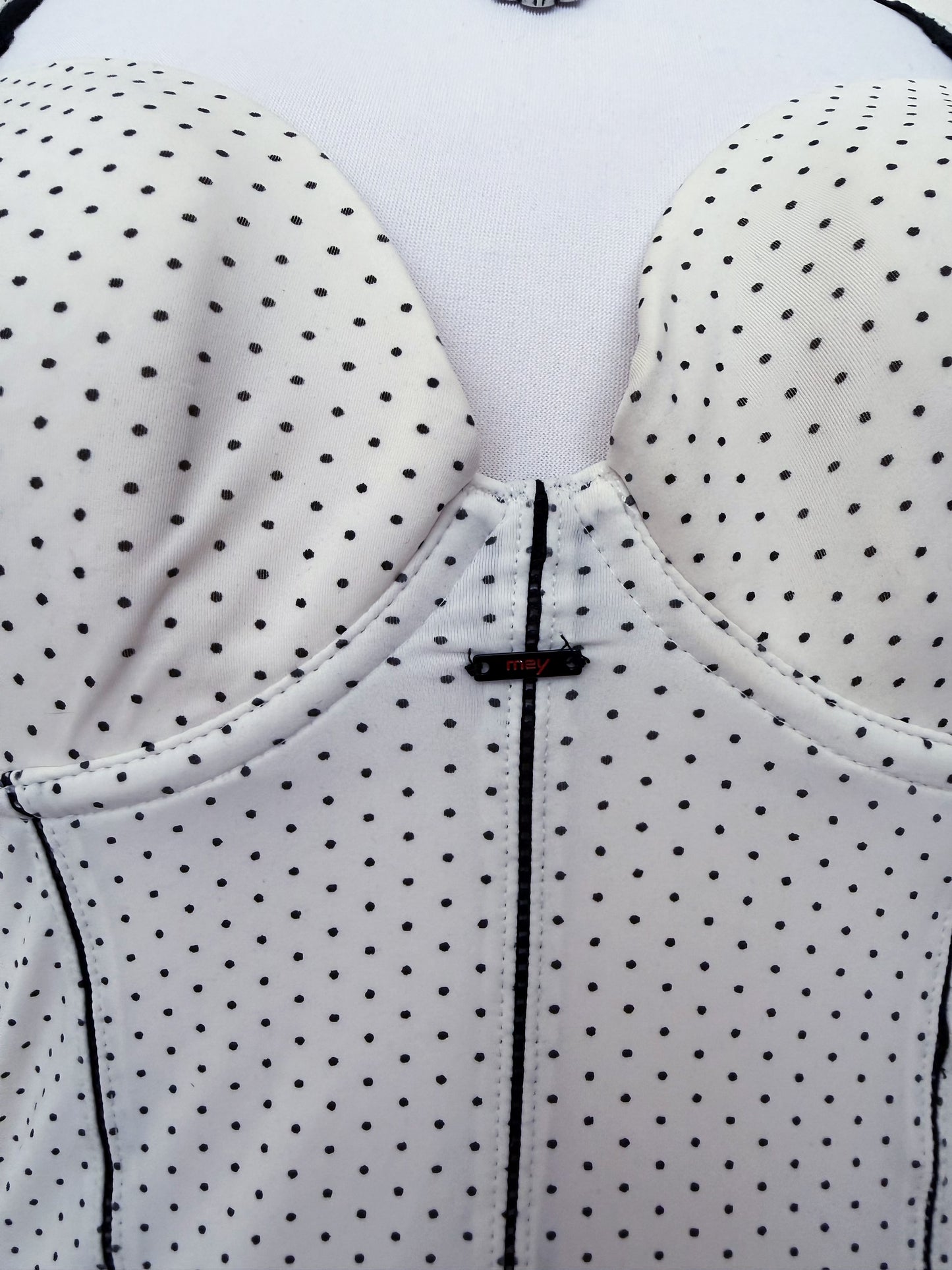 Twee white polka dot bustier top 🍓🌀🗝️