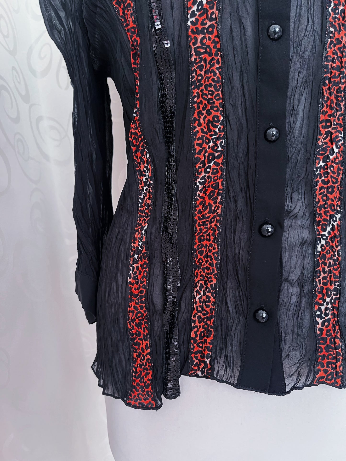 00’s Alt mesh shirt with animal print detail 🐾🐆
