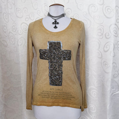 Iconic Y2K sequin cross mustard top ✨✝️