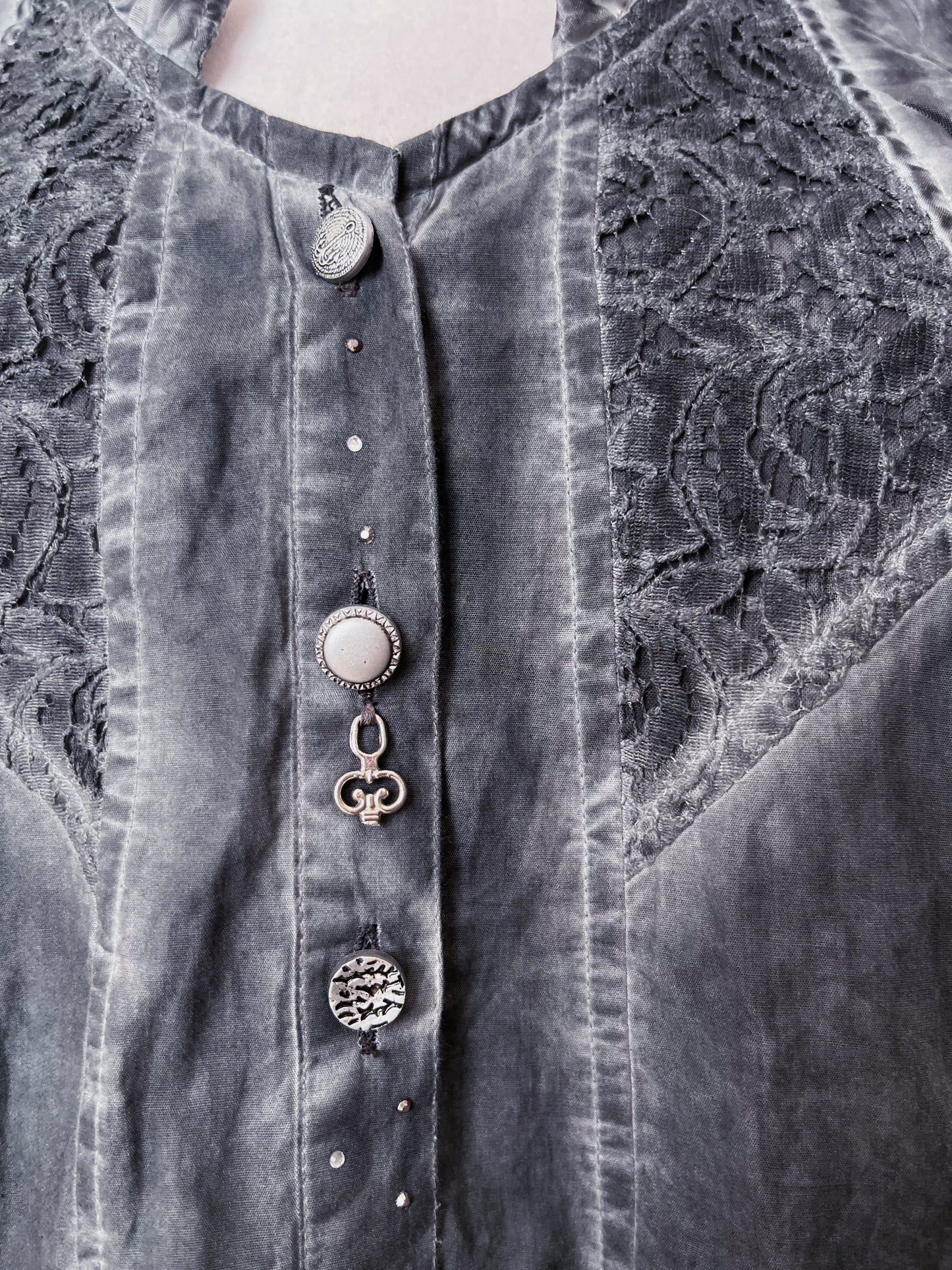 Gothic / Medieval grey shirt 🦇🐭