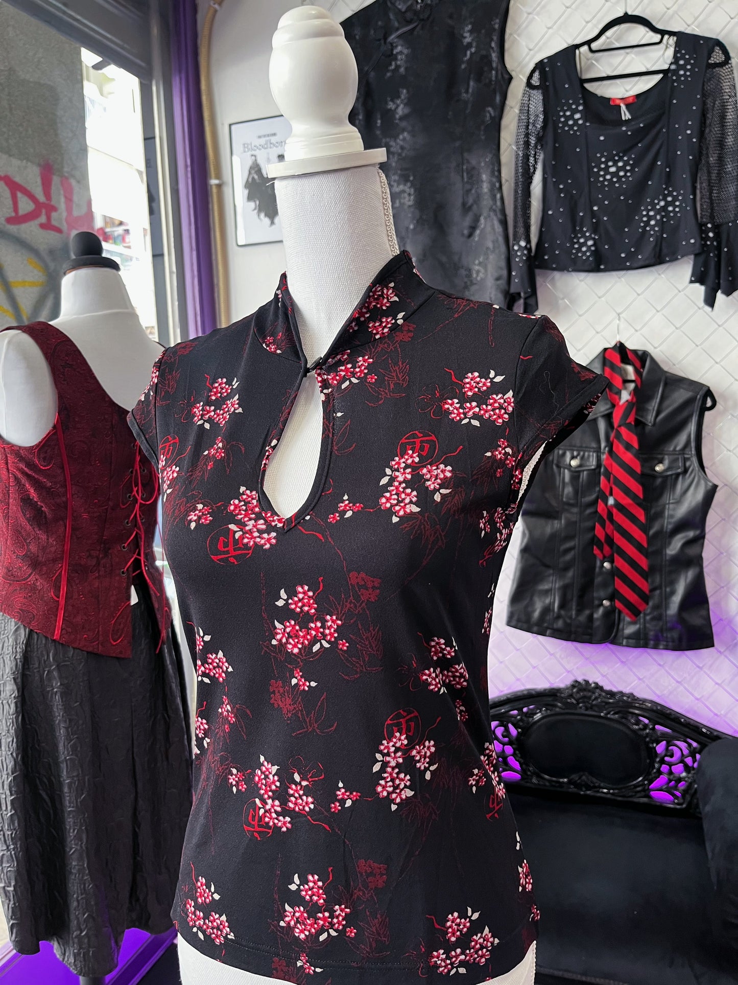00’s Qipao style asian top 🍥