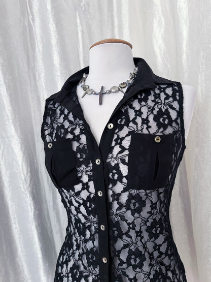 Beautiful alternative lace shirt 🕷️