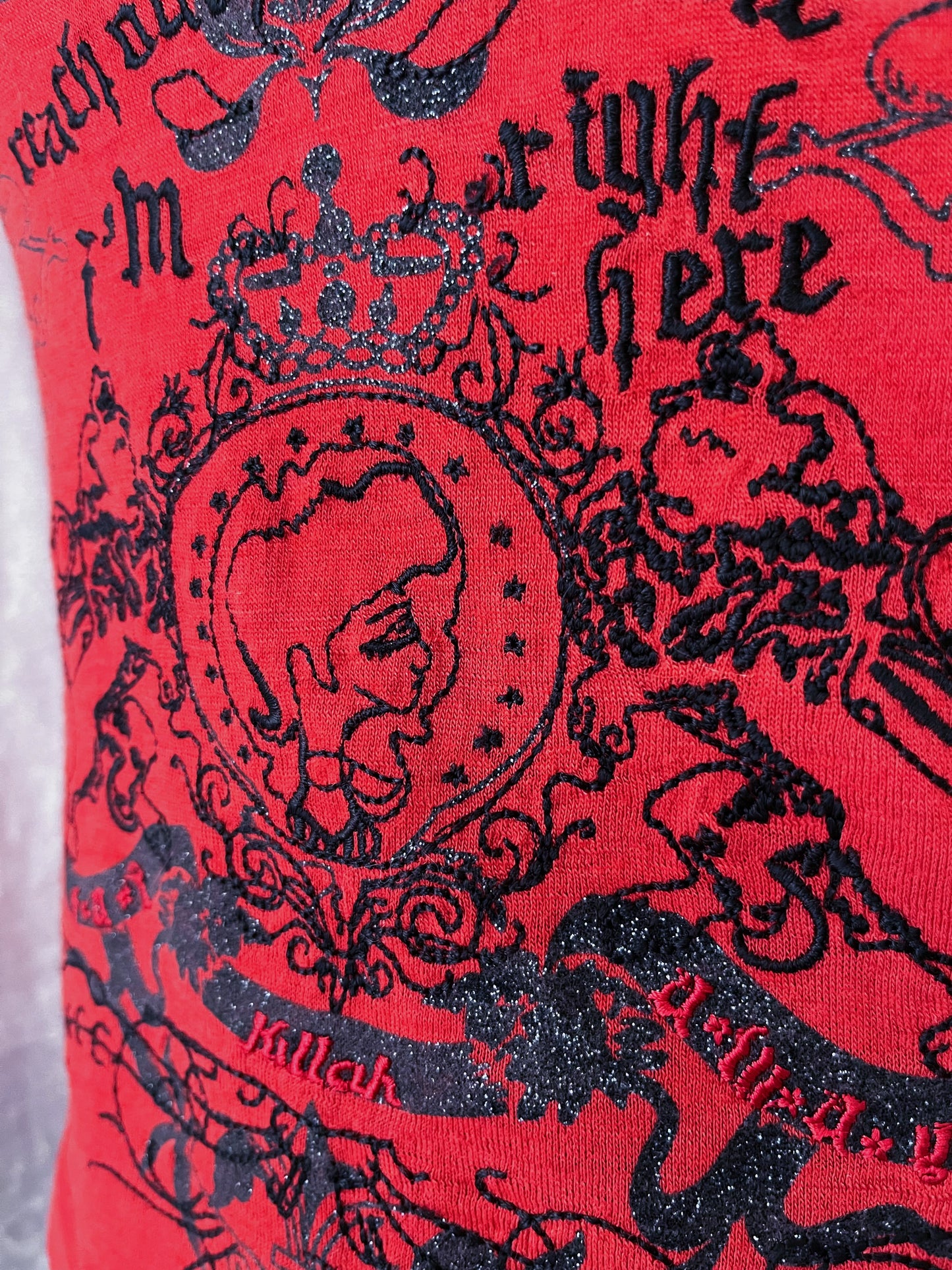Rare Killah tank top with embrodiered & velvet details ♥️♦️