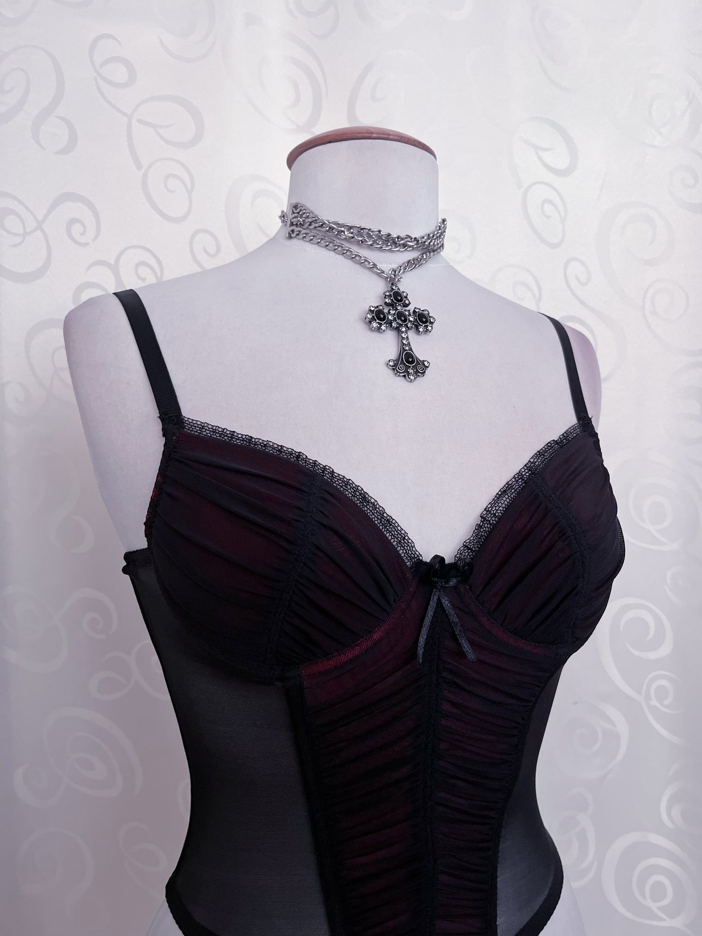 00's vampire black & burgundy mesh corset 🩸