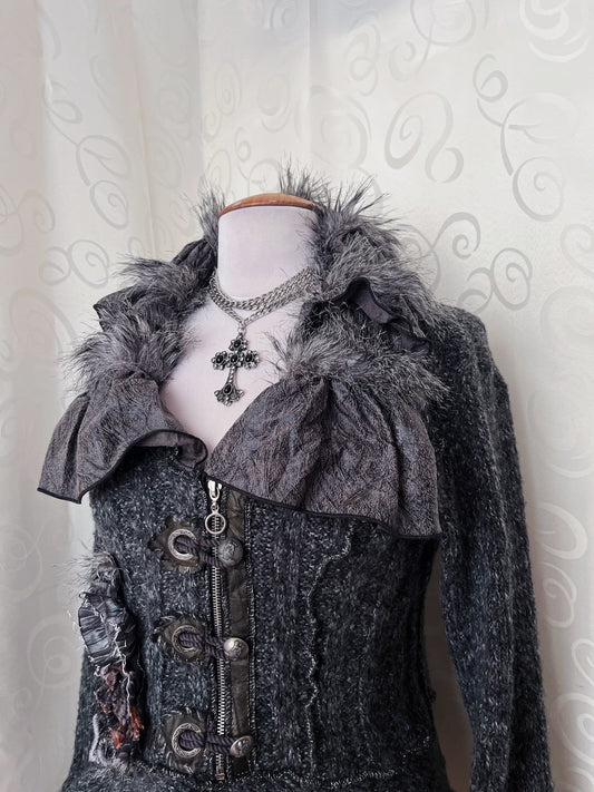 00’s whimsygoth knit light jacket with beautiful patchwork details 🌀🦇