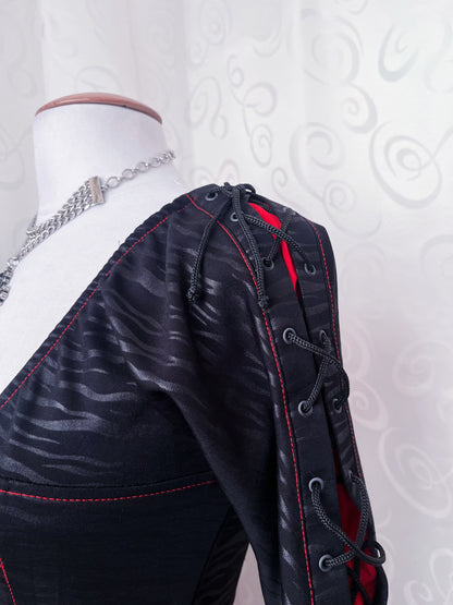 Iconic Vampire Gothic lace-up dress with zebra print ❤️🧛🏼‍♀️