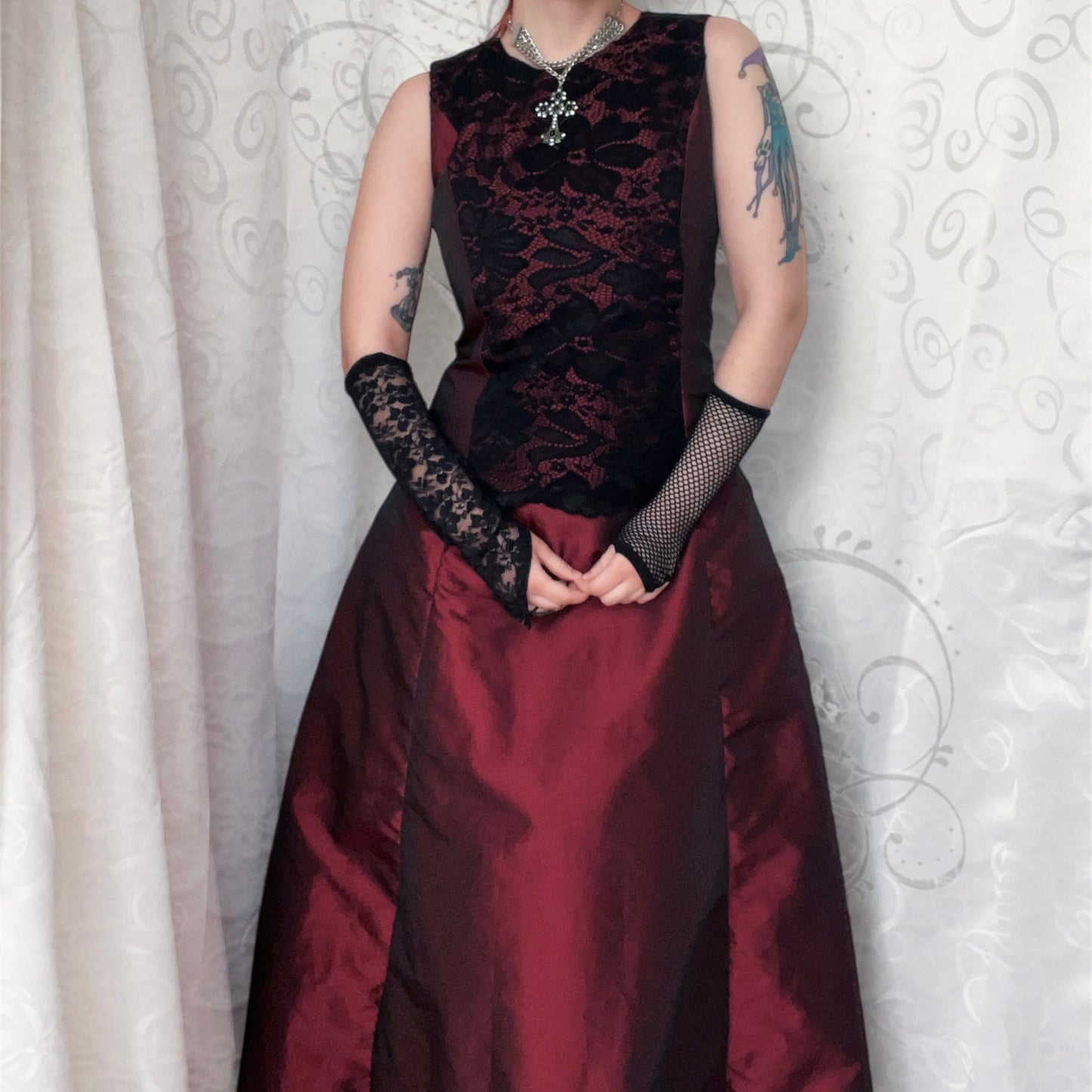 00’s gothic vampire burgundy dress ❤️🏰