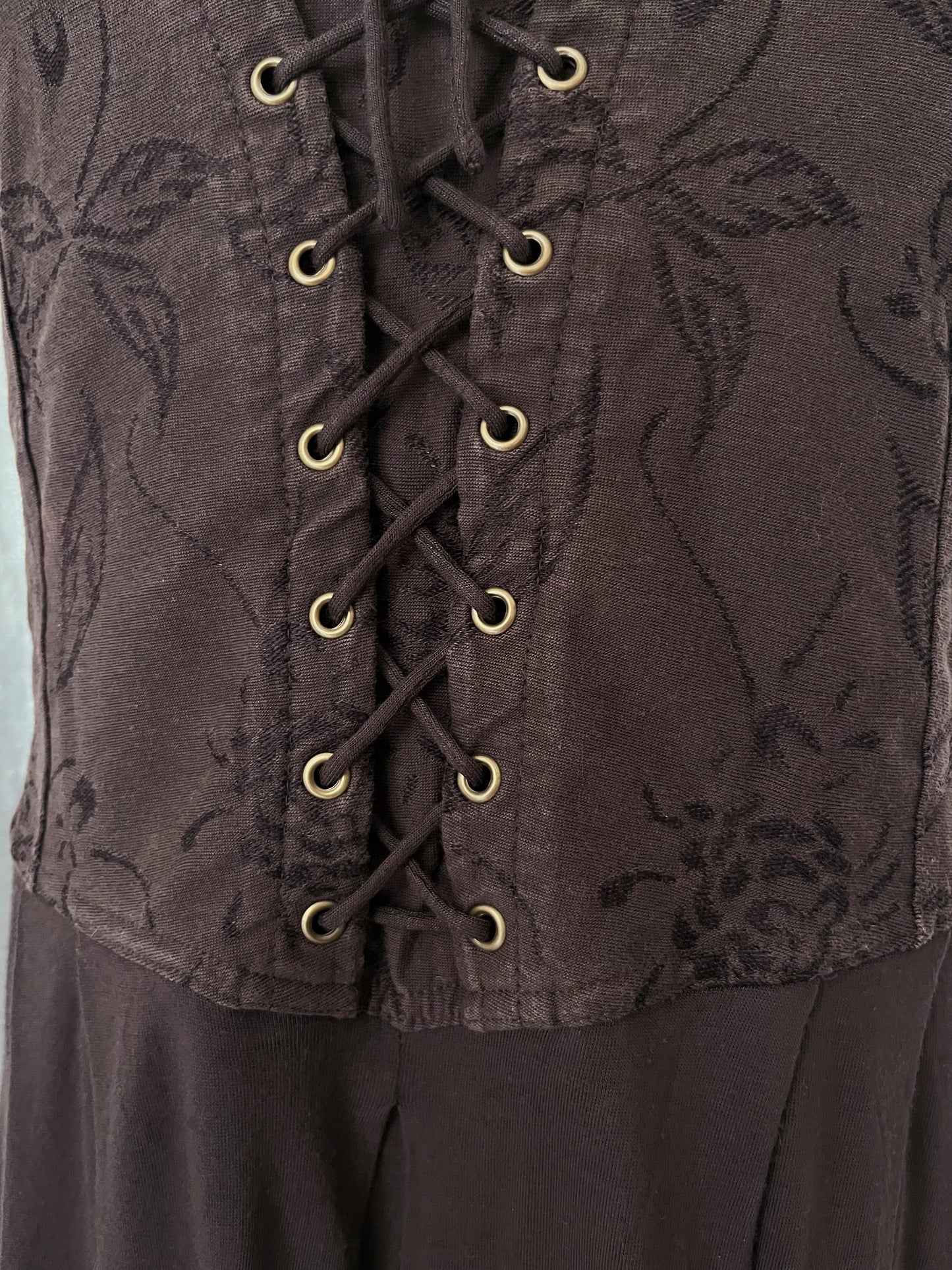 00’s village witch brown corset dress 🐐🥧🧙🏻‍♀️