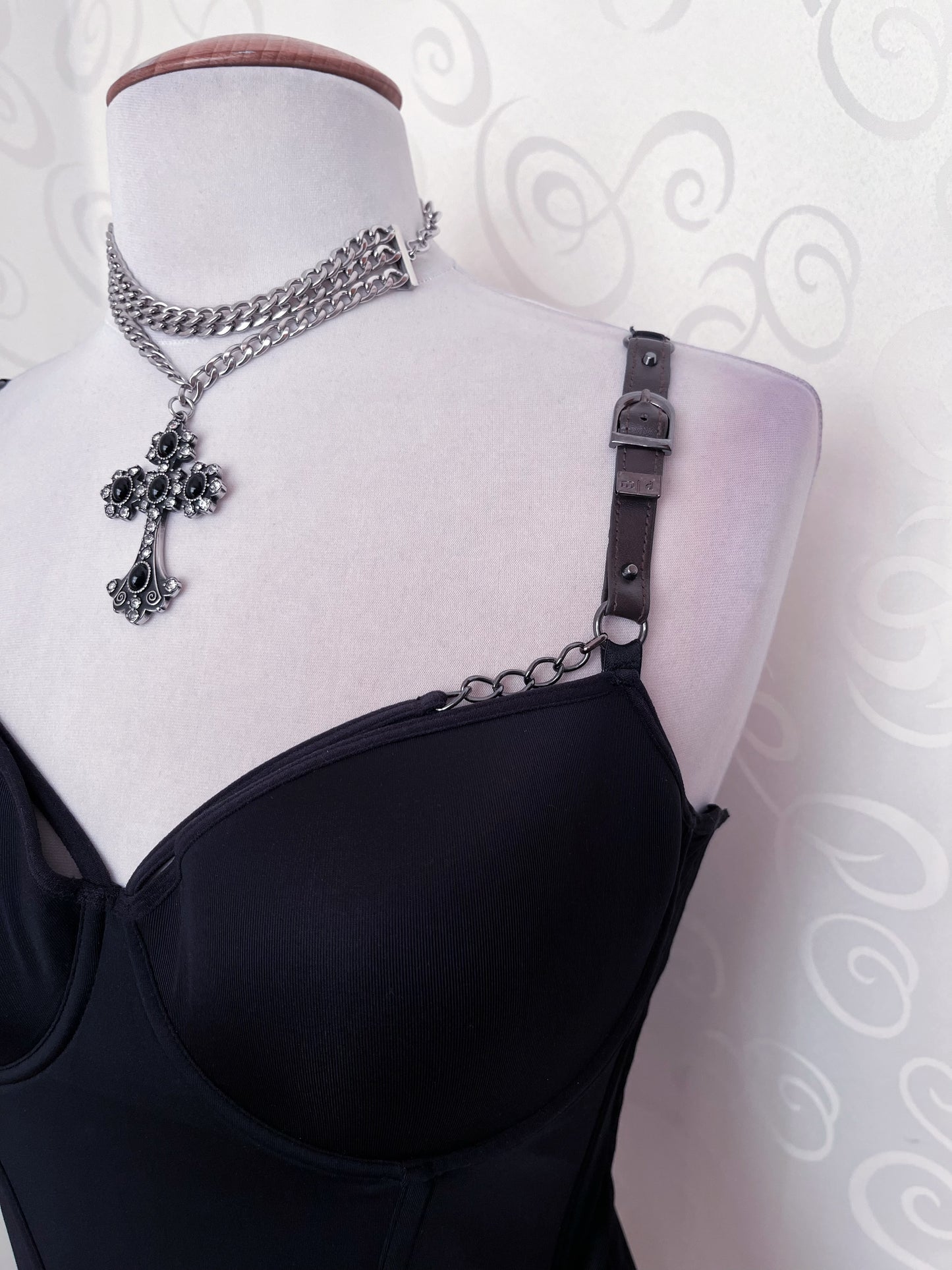Gothic black corset top with cut-out back detail 🖤🦇