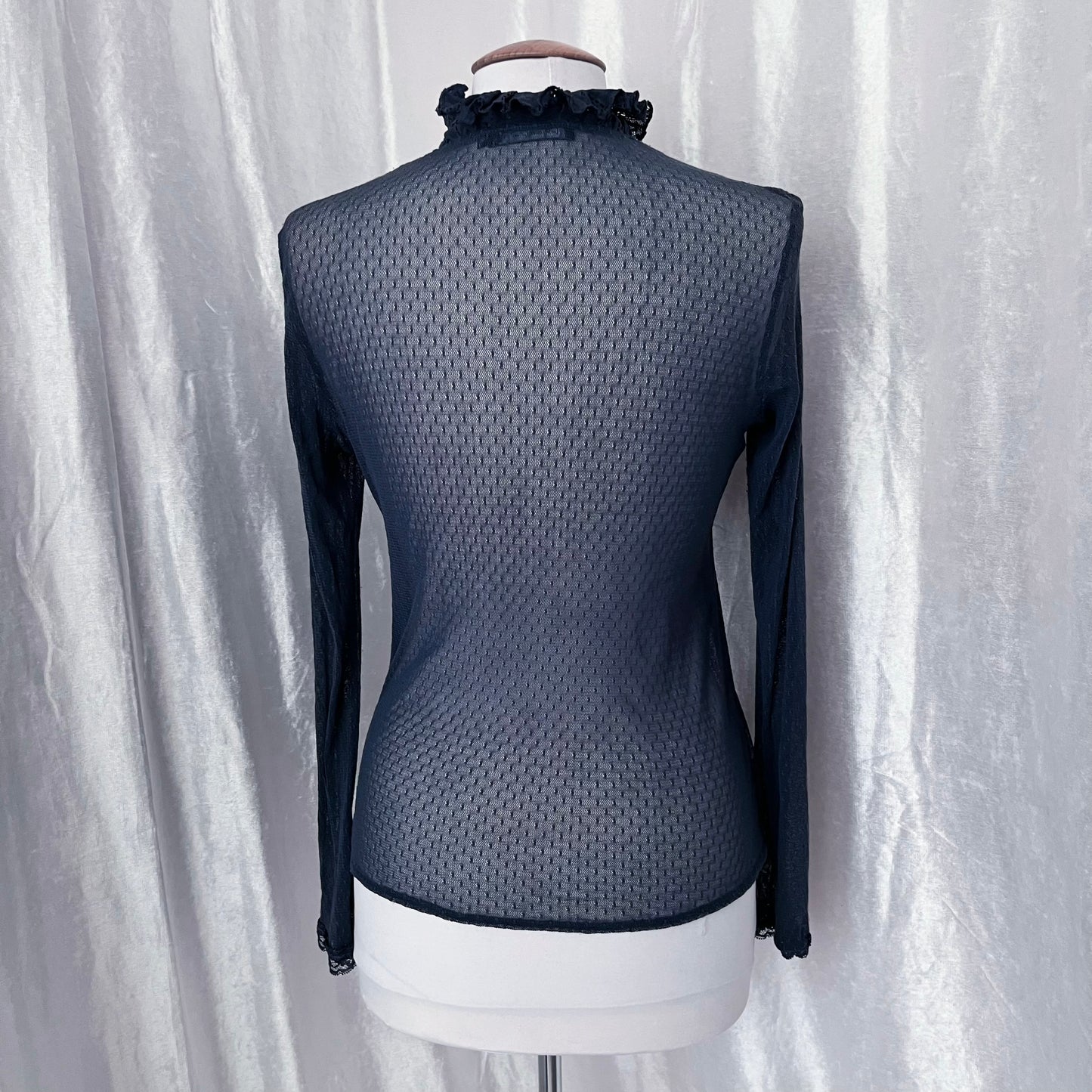 Passport. Victorian/Coquette style see-through lace shirt 🦋