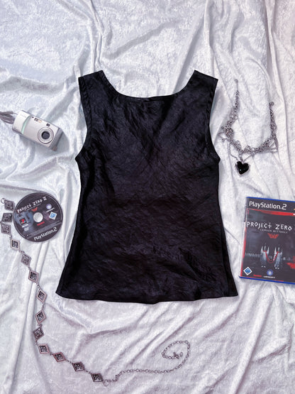 00’s Horror Protagonist / Dark coquette satin black top 🗝️🎞️