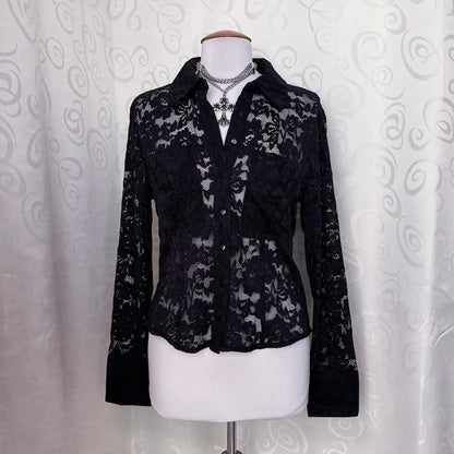 Iconic Gothic lacey black shirt 🕷️