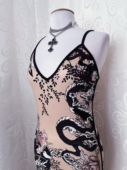 Modern deadstock dragon maxi dress 🐉