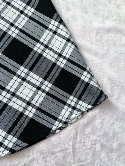 Checked black & white skirt