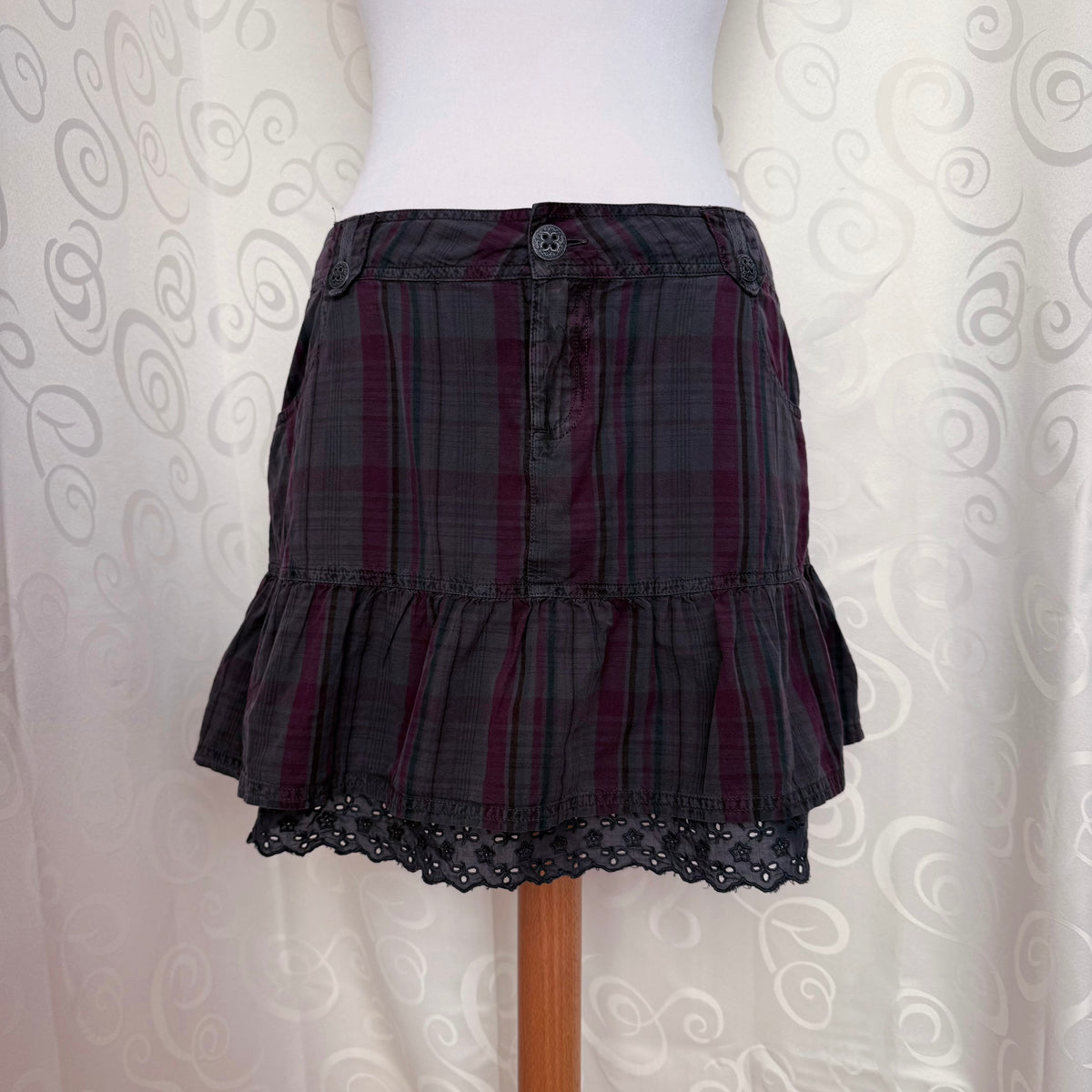 Espirit Emo/Dark Coquette plaid skirt 🫀